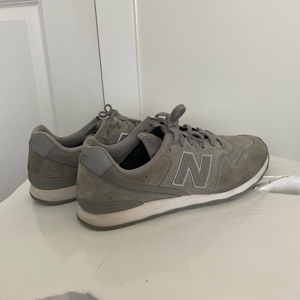 Women’s Grey New Balance Sneakers